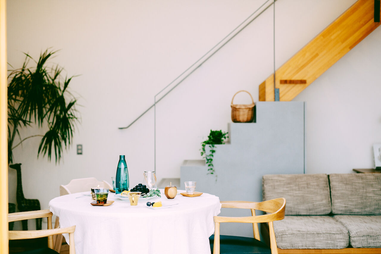 Hello architects 【吹抜け/ウッドデッキ】住まうほどに愛着が増す、平屋のように暮らせる住まいの建築実例画像5