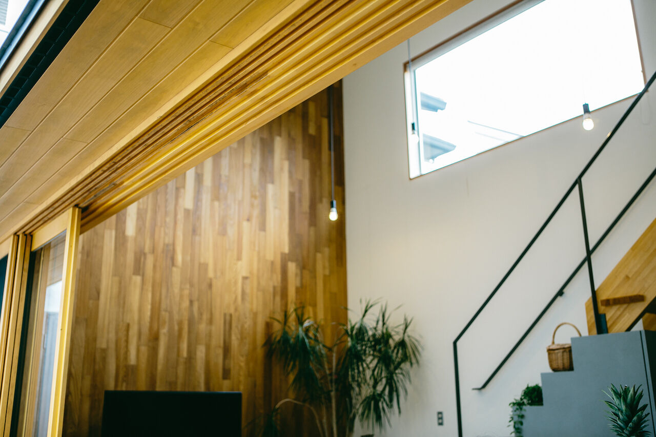 Hello architects 【吹抜け/ウッドデッキ】住まうほどに愛着が増す、平屋のように暮らせる住まいの建築実例画像6