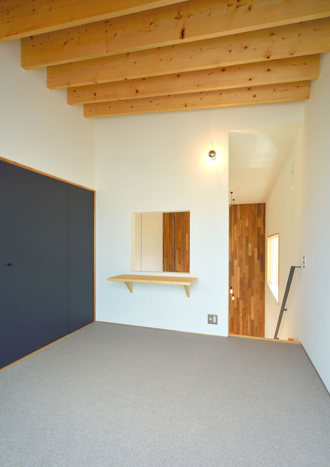 Hello architects 【吹抜け/ウッドデッキ】住まうほどに愛着が増す、平屋のように暮らせる住まいの建築実例画像8