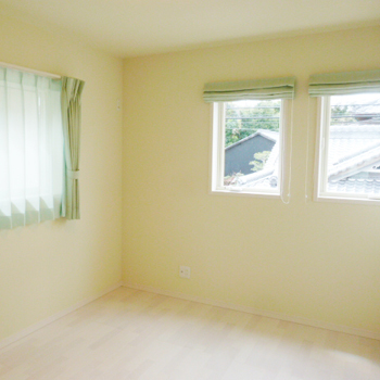 のこのこのいえ 【1480万円】コンパクトな敷地を有効活用。光がすみずみまで広がるクリアな白の家の建築実例画像5