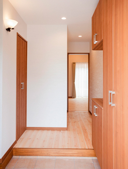 のこのこのいえ 【1000万円台/27坪】自然素材を活かした勾配天井で家族が集まる広々LDKの間取り。アーチがおしゃれな平屋の建築実例画像8