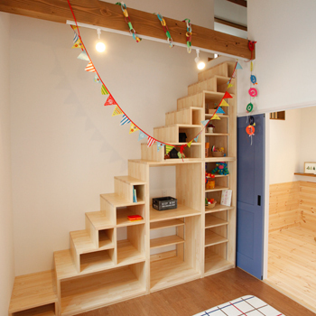 のこのこのいえ 【平屋/1000万円台/23.5坪/間取り図】ローコストで予算内に叶えた、ロフト+おしゃれな収納階段のある実例の建築実例画像3