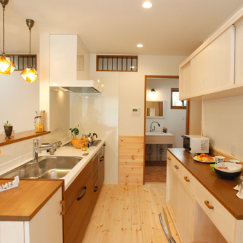 のこのこのいえ 【平屋/1000万円台/23.5坪/間取り図】ローコストで予算内に叶えた、ロフト+おしゃれな収納階段のある実例の建築実例画像8