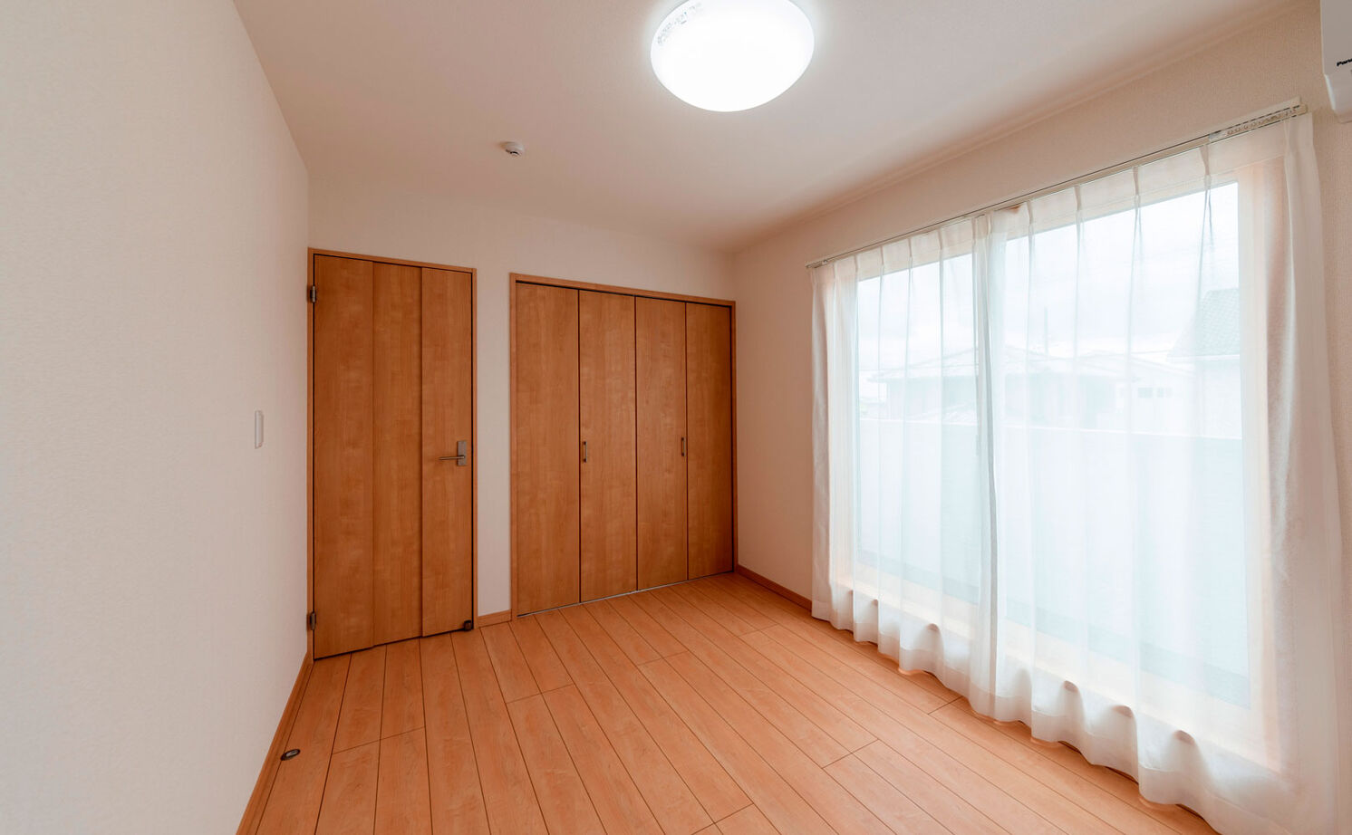 のこのこのいえ 【1600万円台｜間取り図有】畳のあるLDKは気楽に寝転べて幸せ。手づくり家具も叶った！土間収納のある実例の建築実例画像11