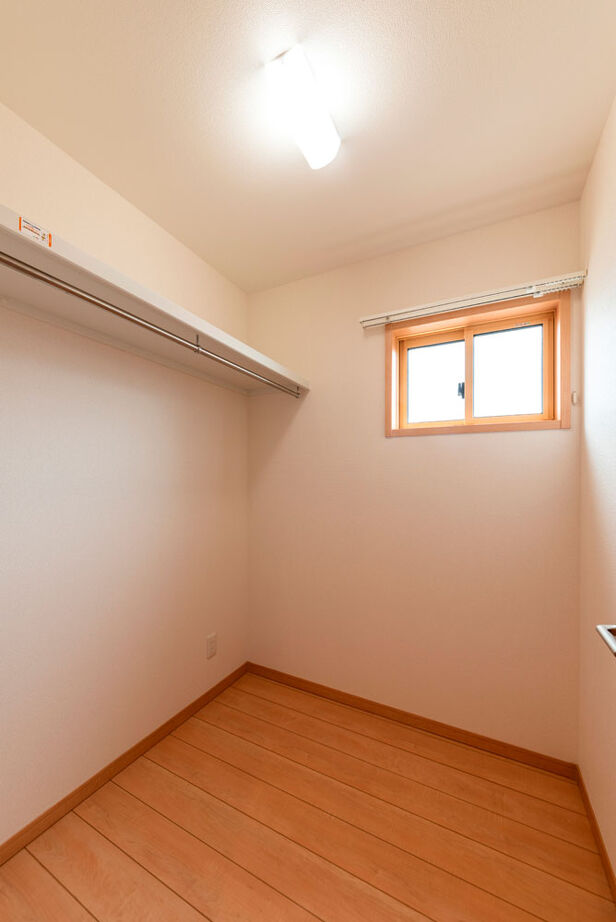 のこのこのいえ 【1600万円台｜間取り図有】畳のあるLDKは気楽に寝転べて幸せ。手づくり家具も叶った！土間収納のある実例の建築実例画像12