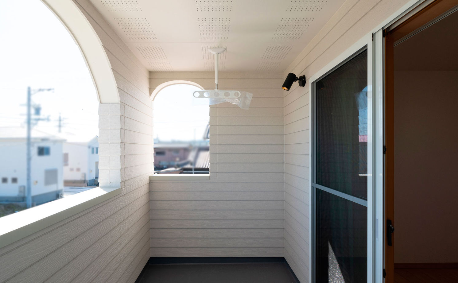 のこのこのいえ 【1800万円台｜間取り図有】海辺を感じる「サーファーズハウス」。回遊動線や機能性素材で住み心地もアップの建築実例画像12