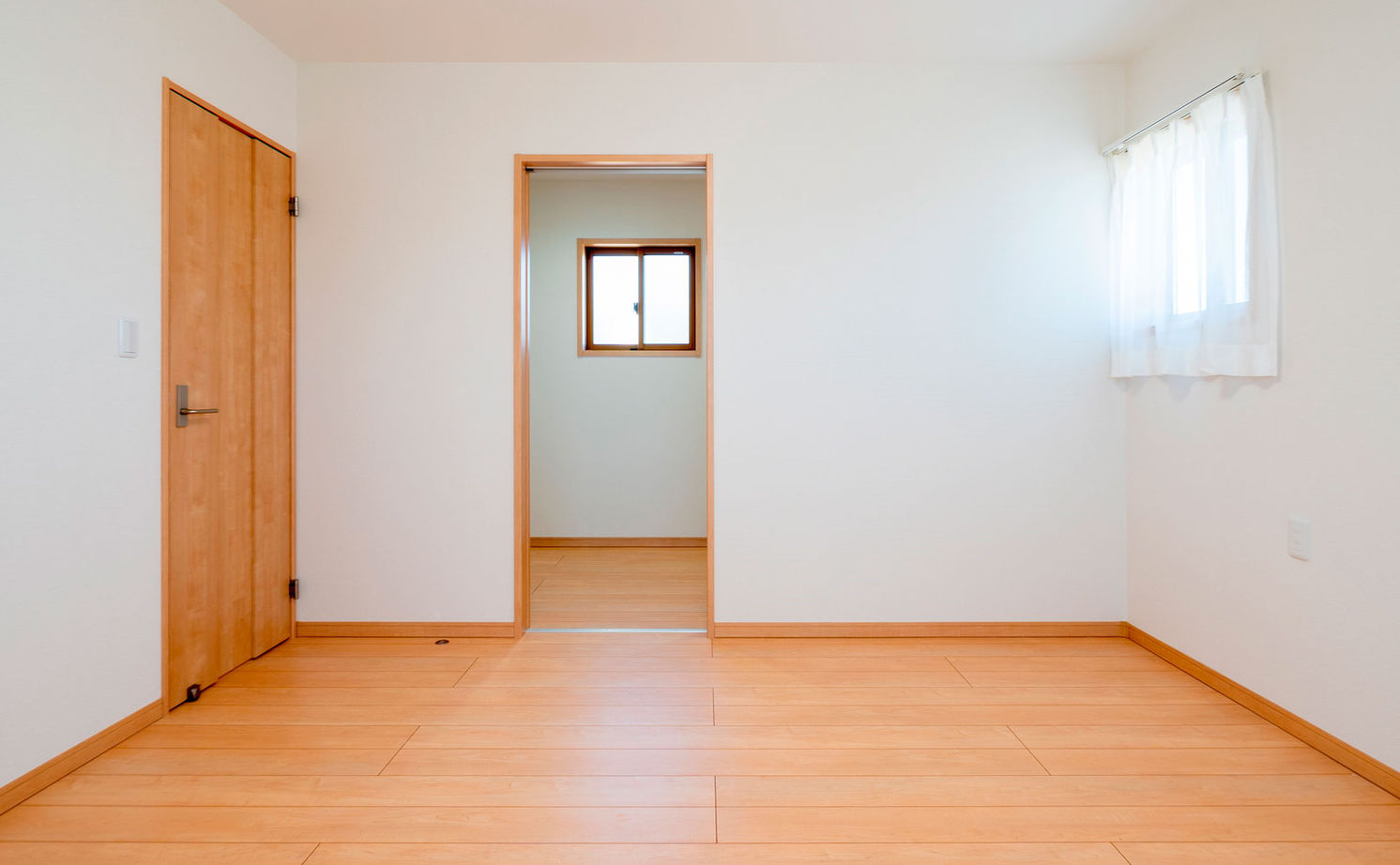 のこのこのいえ 【1800万円台｜間取り図有】海辺を感じる「サーファーズハウス」。回遊動線や機能性素材で住み心地もアップの建築実例画像15