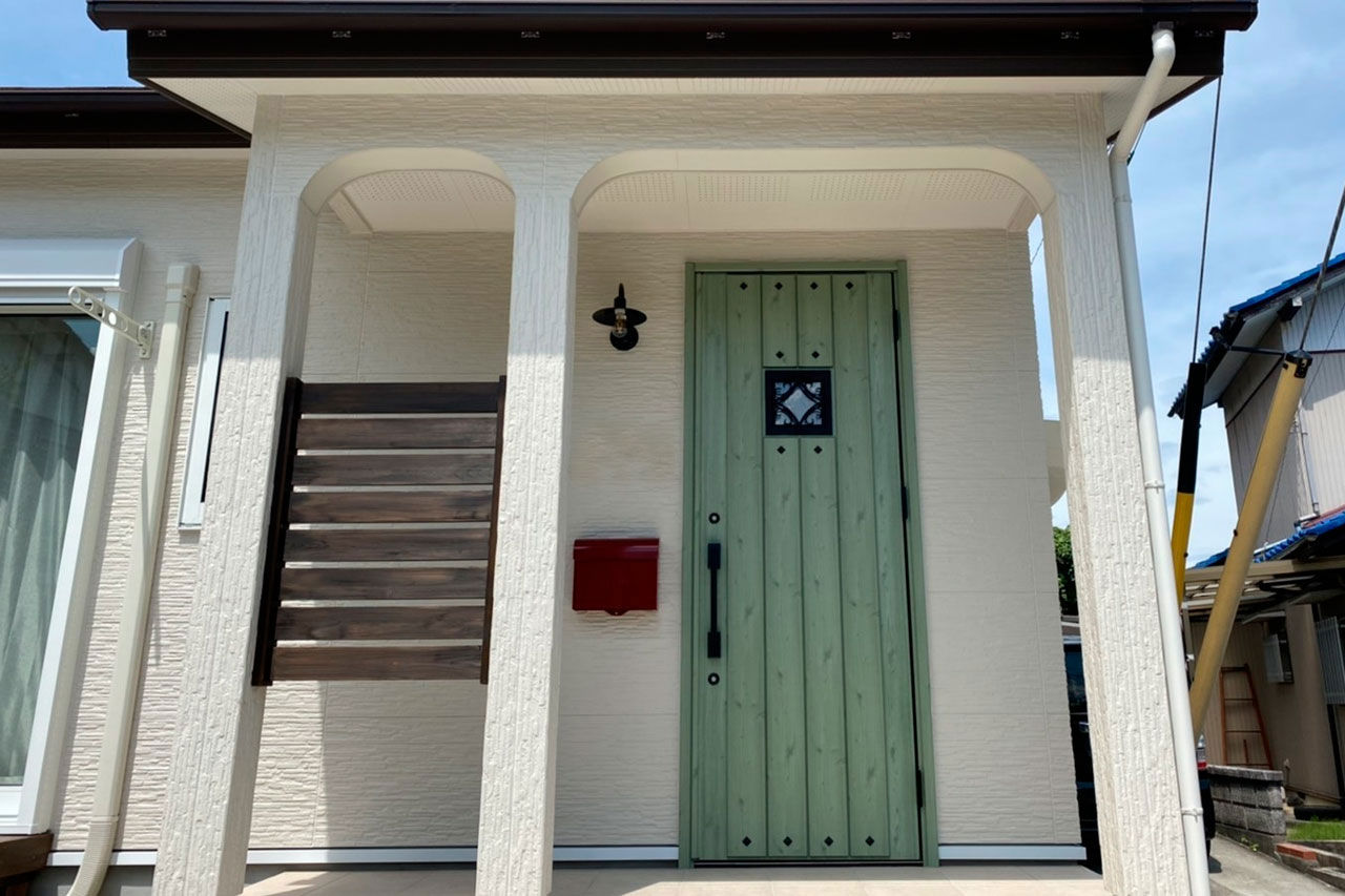 のこのこのいえ 【1320万円×20坪｜小さな平屋】変形地で駐車場3台を叶えた平屋。無垢に包まれた空間は想像以上に広々！の建築実例画像10