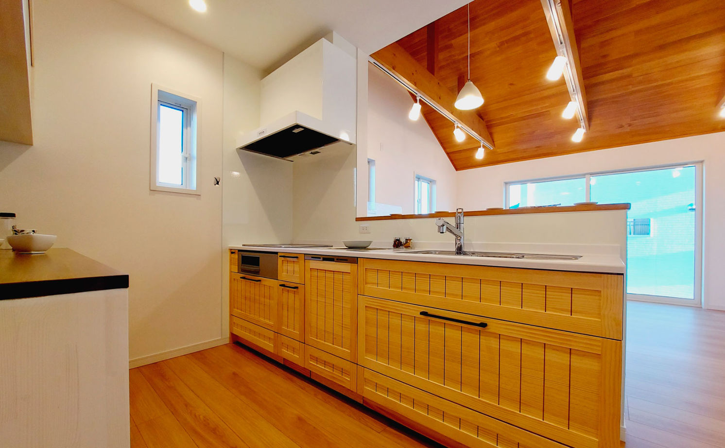 のこのこのいえ 【1000万円台×23坪×可愛い平屋｜間取り図あり】大型犬と過ごせる勾配天井のLDK 、３つの独立した洋室も！の建築実例画像4