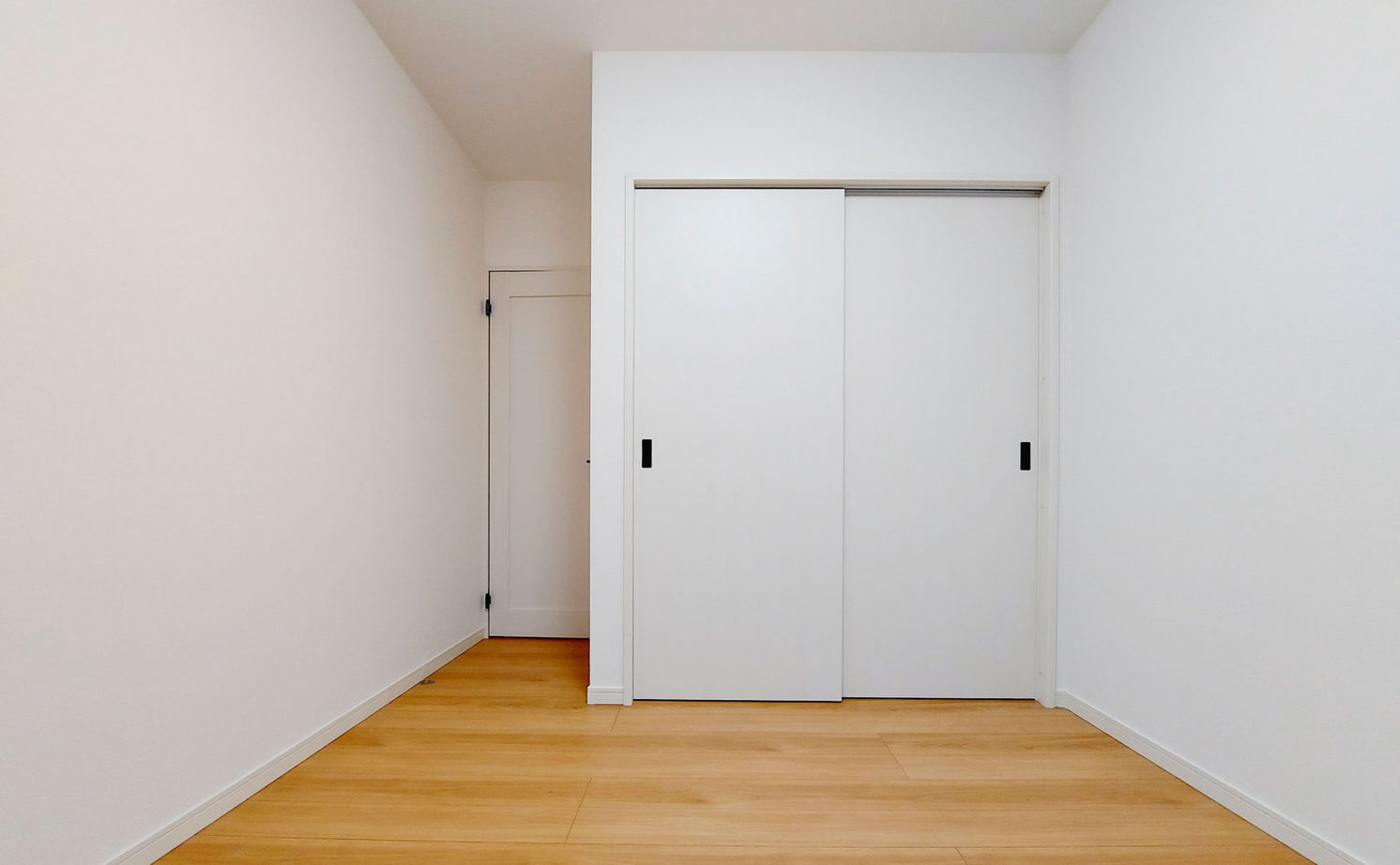 のこのこのいえ 【1000万円台×23坪×可愛い平屋｜間取り図あり】大型犬と過ごせる勾配天井のLDK 、３つの独立した洋室も！の建築実例画像11