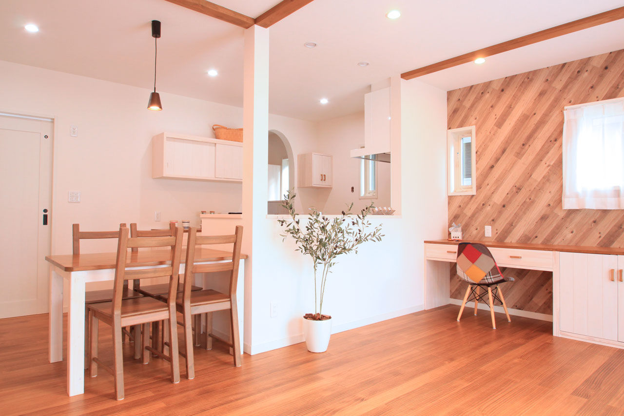 のこのこのいえ 【1000万円台×32坪×可愛い2階建て｜間取り図】白無垢キッチンにたっぷり造作収納、広い庭で子育て満喫！の建築実例画像2