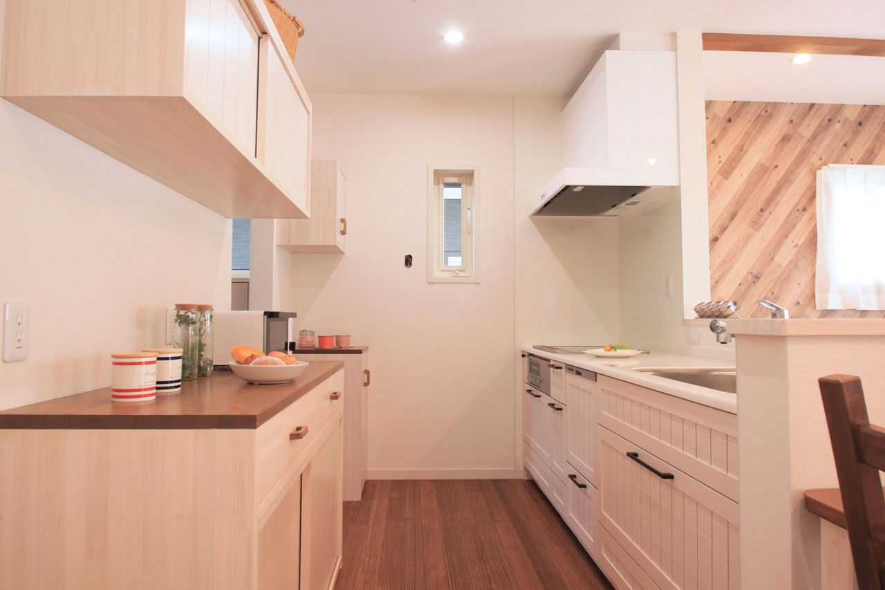 のこのこのいえ 【1000万円台×32坪×可愛い2階建て｜間取り図】白無垢キッチンにたっぷり造作収納、広い庭で子育て満喫！の建築実例画像3