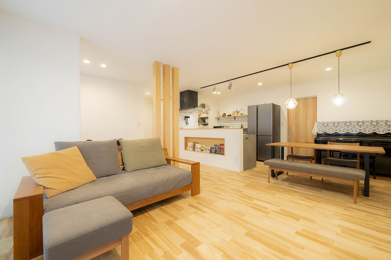 タカノホーム 【2000万円台/30坪台/4LDK/平屋/スタディコーナー】家族が集う空間と快適動線に大満足の平屋の建築実例画像3