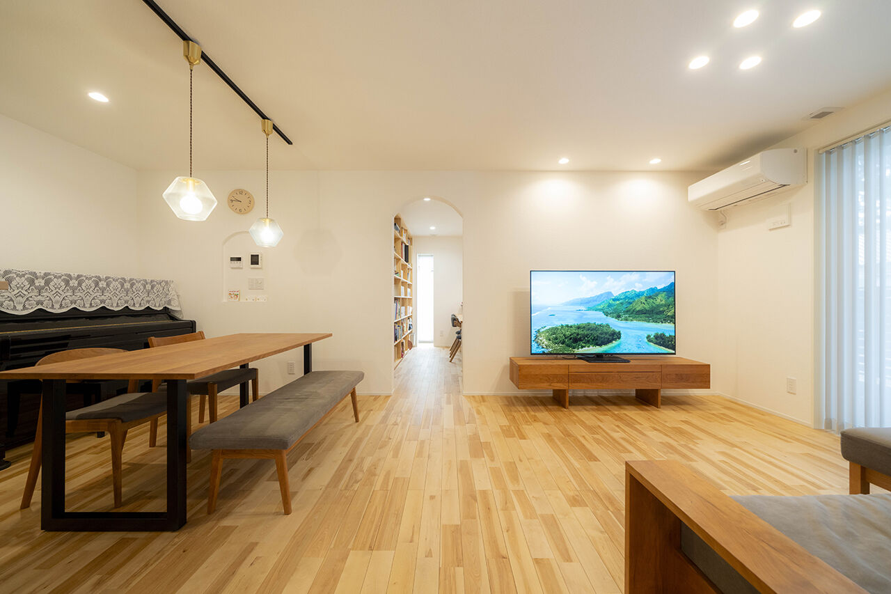 タカノホーム 【2000万円台/30坪台/4LDK/平屋/スタディコーナー】家族が集う空間と快適動線に大満足の平屋の建築実例画像4