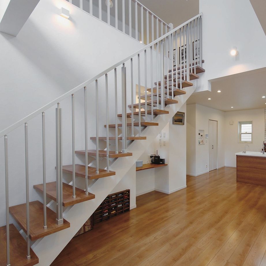 一級建築士事務所　日本住宅（室澤工務店） 【平塚市/１７４９万円/ラップサイディング/間取り図有】輸入住宅風の外観と開放感のあるリビングの建築実例画像4