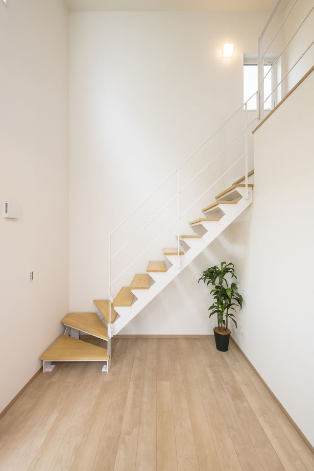 一級建築士事務所　日本住宅（室澤工務店） 【厚木市/1500万円/リビング/間取り図】生活導線・収納にこだわったローコスト住宅の建築実例画像5