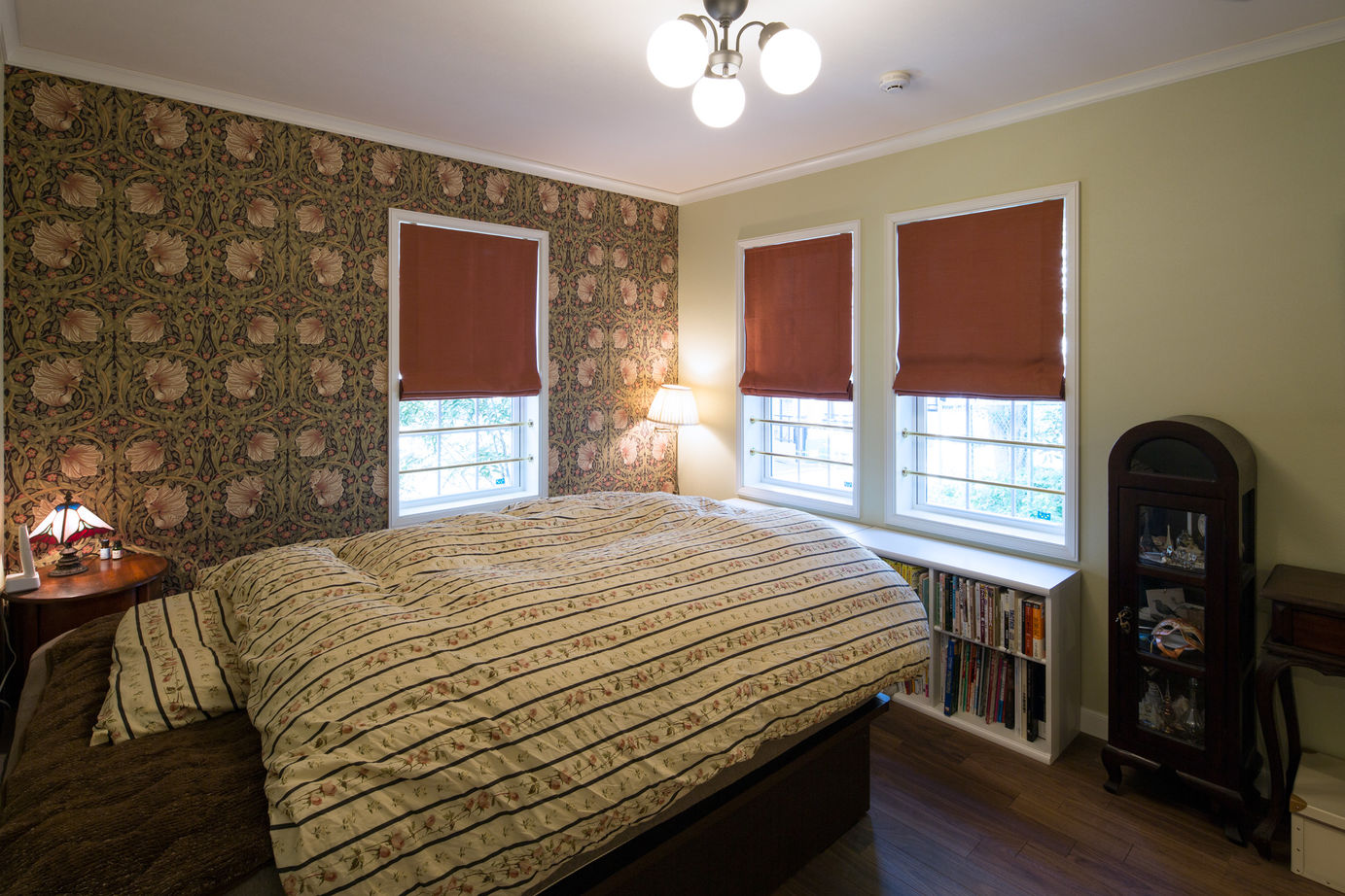 三菱地所ホーム 【狭小地／20坪台】敷地28坪のおしゃれな西欧風の家　3階建てを活かし吹抜けとビルトインガレージも実現の建築実例画像10