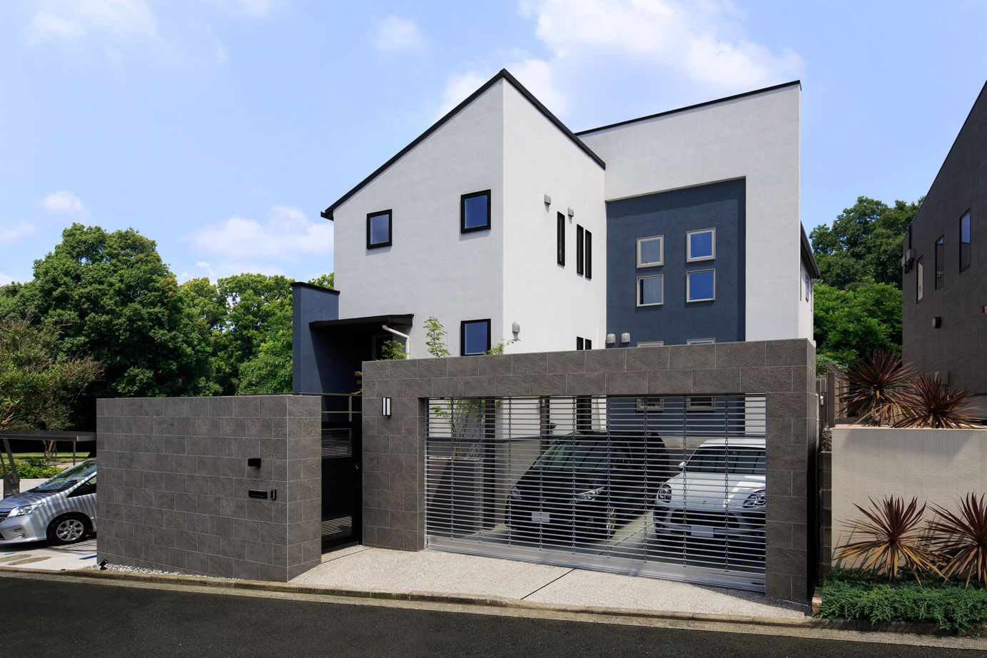 三菱地所ホーム テラスと一つの空間につながる大空間のLDK。光と風、緑を日々愉しめる上質でおしゃれな暮らしの建築実例画像2