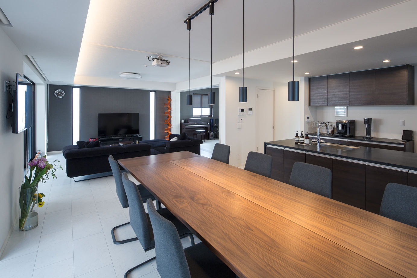 三菱地所ホーム テラスと一つの空間につながる大空間のLDK。光と風、緑を日々愉しめる上質でおしゃれな暮らしの建築実例画像4