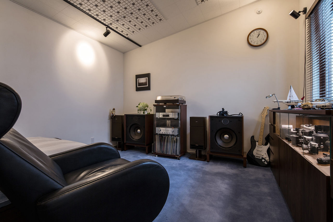 三菱地所ホーム リビングの大空間を実現した平屋風2階建て。全館空調で24時間換気しながら室内は季節を問わず快適の建築実例画像7