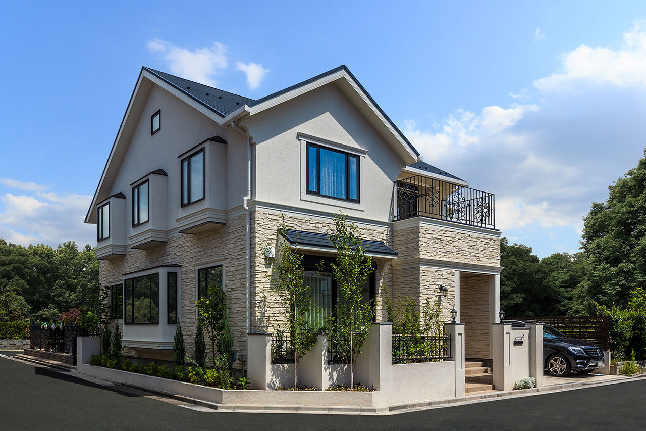 三菱地所ホーム 地下のシアタールームや、フラワーサロンスペースなど、理想のライフスタイルをトコトン形にした住まいの建築実例画像2