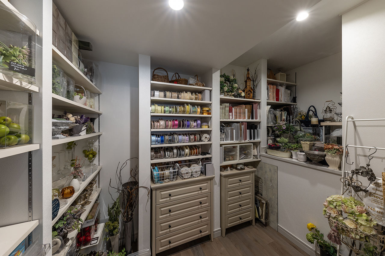 三菱地所ホーム 地下のシアタールームや、フラワーサロンスペースなど、理想のライフスタイルをトコトン形にした住まいの建築実例画像5