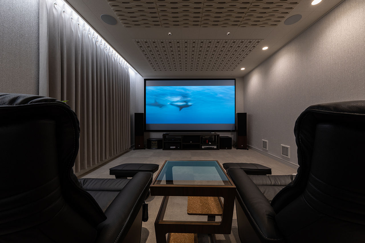 三菱地所ホーム 地下のシアタールームや、フラワーサロンスペースなど、理想のライフスタイルをトコトン形にした住まいの建築実例画像6