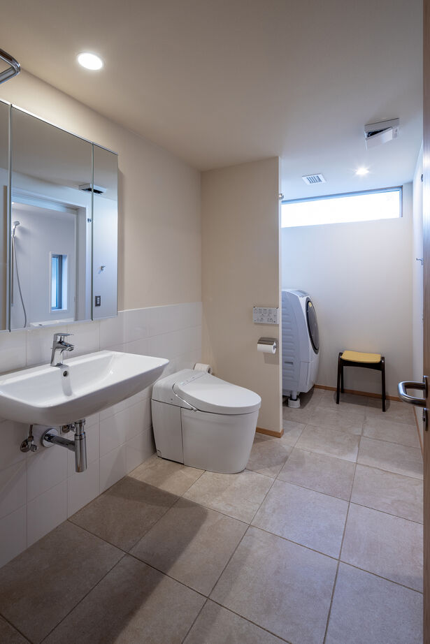 三菱地所ホーム 親子二代にわたり家づくりを依頼する信頼感。周囲の景観と馴染む、和の品格が息づく住まいの建築実例画像7