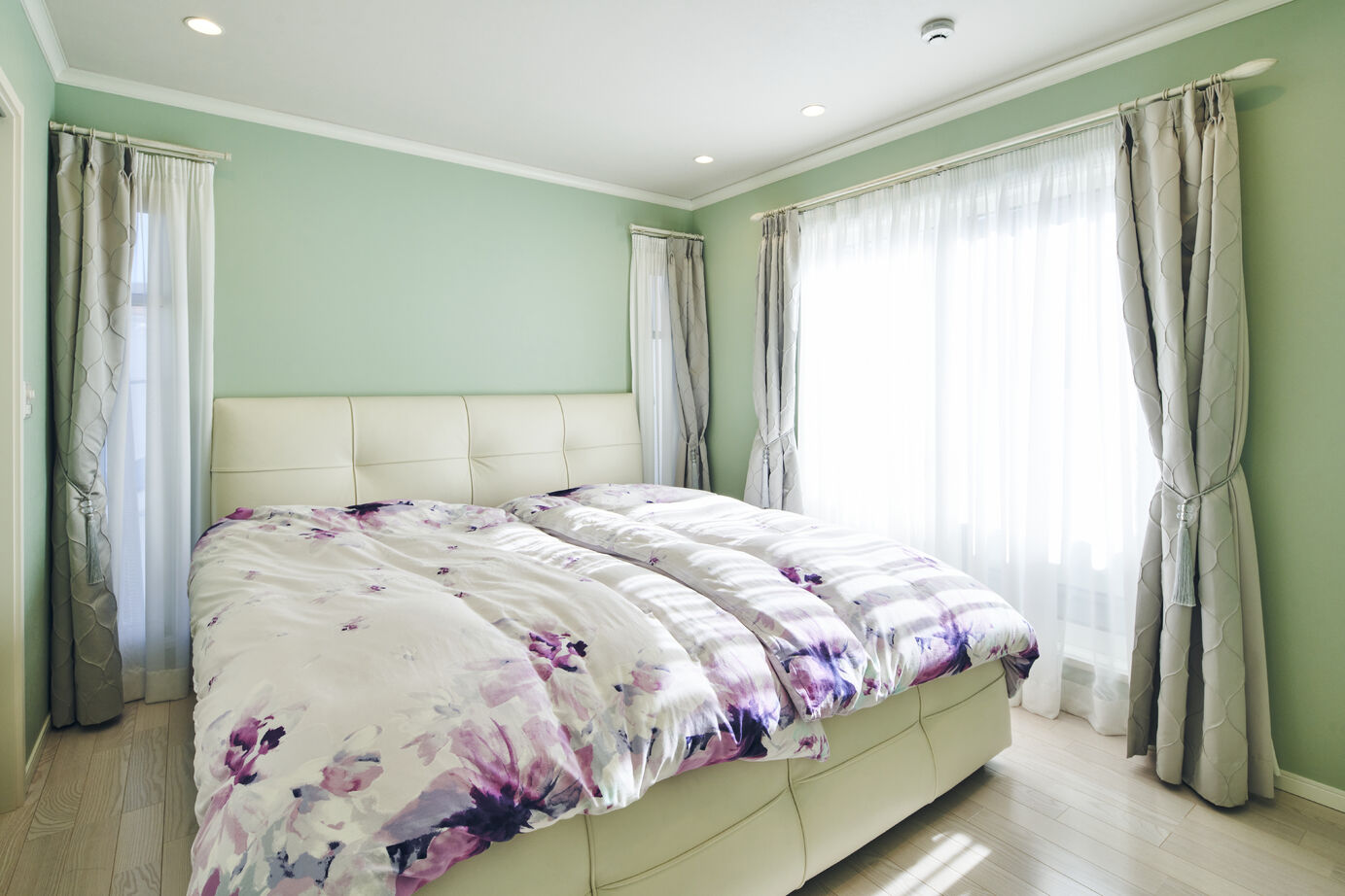 三菱地所ホーム ラグジュアリーホテルのような心地よさ。クラシカルでエレガントな邸宅の建築実例画像7