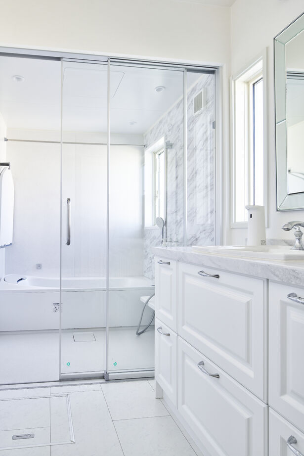 三菱地所ホーム ラグジュアリーホテルのような心地よさ。クラシカルでエレガントな邸宅の建築実例画像9