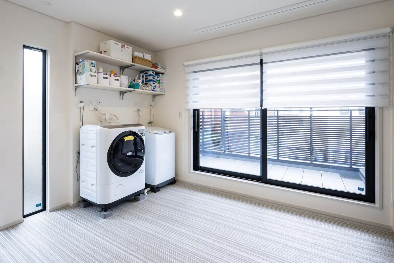 三菱地所ホーム 街の中で存在感を放つフォルム。家族と愛犬が心地よく住まう、3階建ての都市邸宅の建築実例画像9