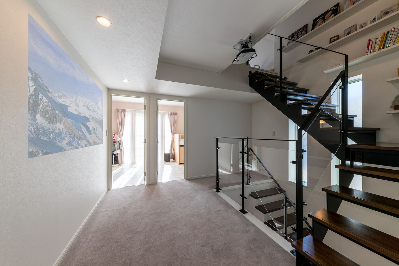 三菱地所ホーム 内と外、地下と地上、モダンと伝統。つながる心地よさが家族を笑顔にする3層の家の建築実例画像7