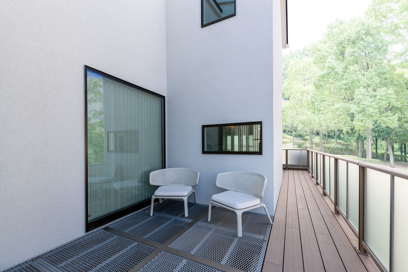 三菱地所ホーム 内と外、地下と地上、モダンと伝統。つながる心地よさが家族を笑顔にする3層の家の建築実例画像8