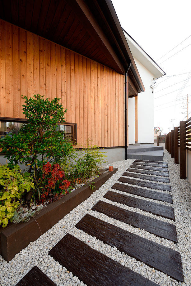 アイジースタイルハウス 外観一体型のガレージハウス／クールなシンプルモダンな家。「健康的に暮らせる家を建てたくて決めました」の建築実例画像10