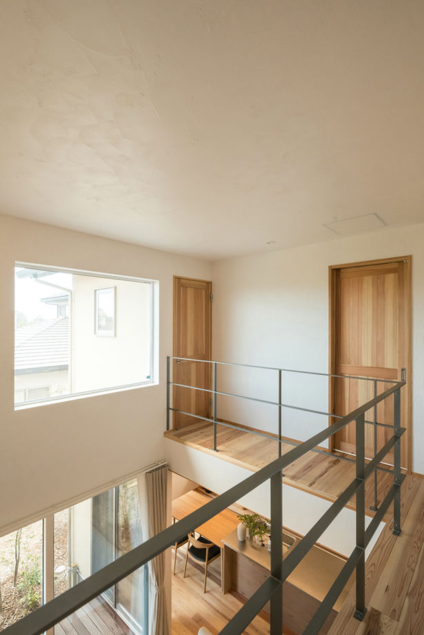 アイジースタイルハウス 【自然素材×シンプル】庭に面した窓を大きく、仕切りは少なく。外と、家族と、シームレスにつながる家の建築実例画像9