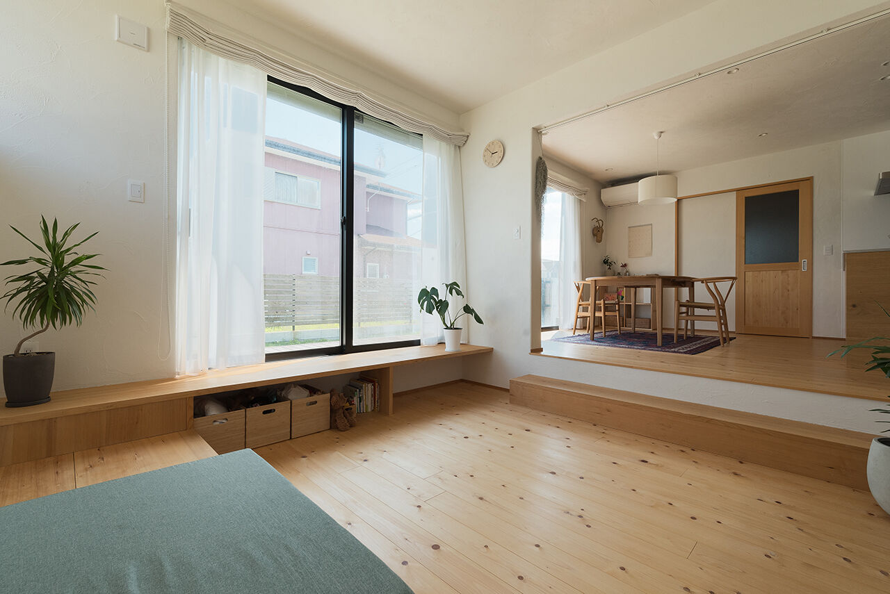 アイジースタイルハウス 【平屋風の間取り×20坪台×コンパクト】大きな三角屋根がシンボル！平屋のように暮らせる2階建ての建築実例画像3