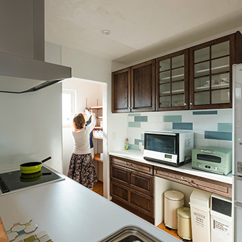 アイジースタイルハウス 変形地に建てた、スキップフロア×勾配天井×吹き抜けの家。「2年目の方が快適。成長する家ですね」の建築実例画像7