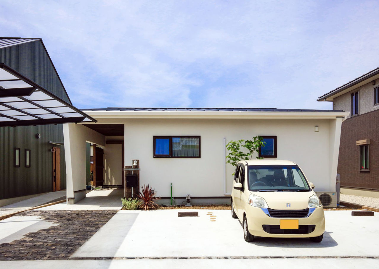 アイジースタイルハウス 【平屋×バリアフリー】木と漆喰の温もりに心癒される、車椅子でもストレス無く暮らせる平屋の建築実例画像2