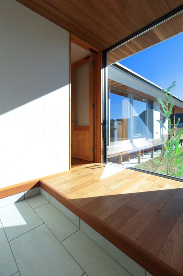 アイジースタイルハウス 【平屋×30坪台×L字型】圧倒的な抜けと開放感。設計士が建てた、豊かな自然と一体になる平屋の建築実例画像3