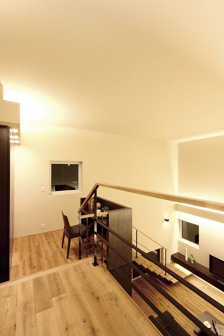 エイベルホーム 【中庭｜書斎｜造作風呂｜厳選素材｜4LDK】どこにいても光と風を感じる、中庭のあるシンプルモダンな邸宅の建築実例画像6