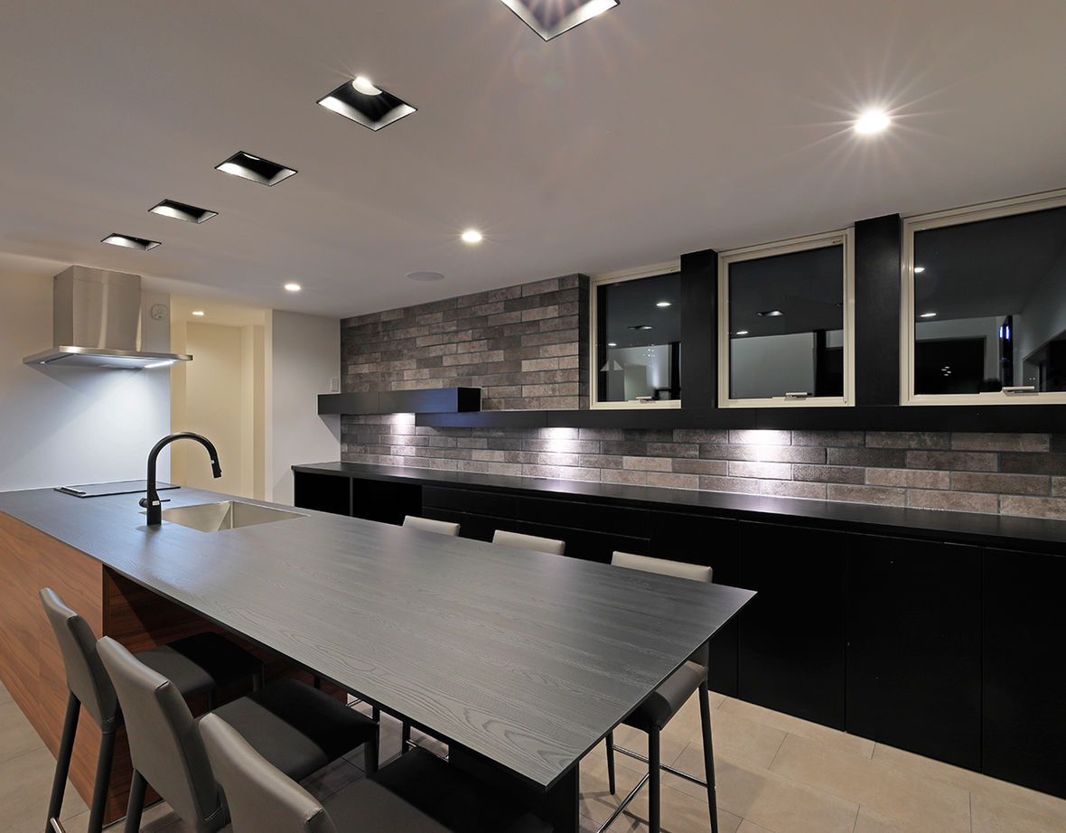 エイベルホーム 【ビルトインガレージ｜スキップフロア｜広々キッチン｜シアタールーム】ステイホームを存分に愉しめる邸宅の建築実例画像6