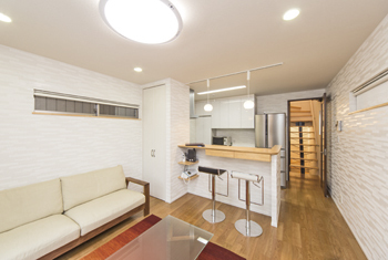 Space Labo　永冨 【愛知県×1000万円台×間取り図×狭小×2階建】間口4.2m開放的で暮らしやすいナチュラルテイストの狭小住宅の建築実例画像5