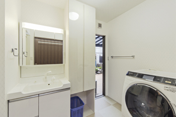 Space Labo　永冨 【愛知県×1000万円台×間取り図×狭小×2階建】間口4.2m開放的で暮らしやすいナチュラルテイストの狭小住宅の建築実例画像8