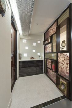 Space Labo　永冨 【ビルトインガレージ×変形地×重量鉄骨3階建】木、コンクリート、ステンレス等異素材を生かした外観にの建築実例画像4