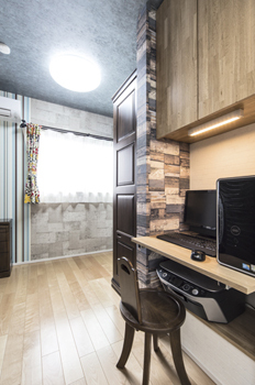 Space Labo　永冨 【愛知県×2000万円台×間取り図×狭小×３階建】間口4.3mの狭小でもガレージ付きで大型収納があるおしゃれな家の建築実例画像6