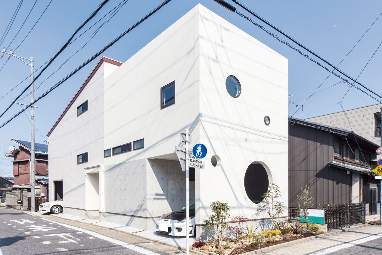 Space Labo　永冨 【2000万円台×名古屋市×インナーガレージ】自由で大胆!「商業施設のキッズルームが家にあったら?」を実現の建築実例画像2