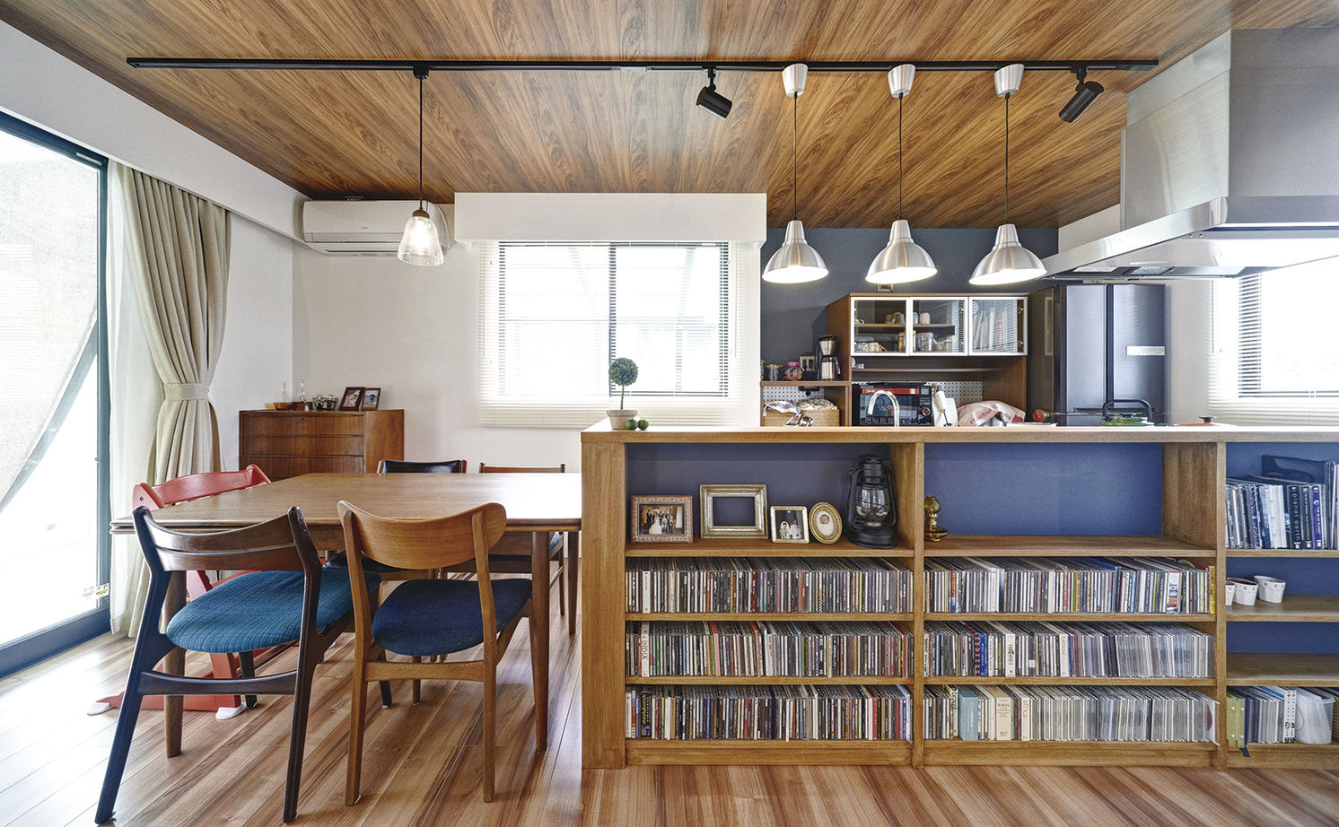 アールギャラリー(アールプランナー) 【愛知県/2000万円台/30坪】限られた敷地を最大限に活用。レトロなカフェの雰囲気を2000万円台で叶えた家の建築実例画像1