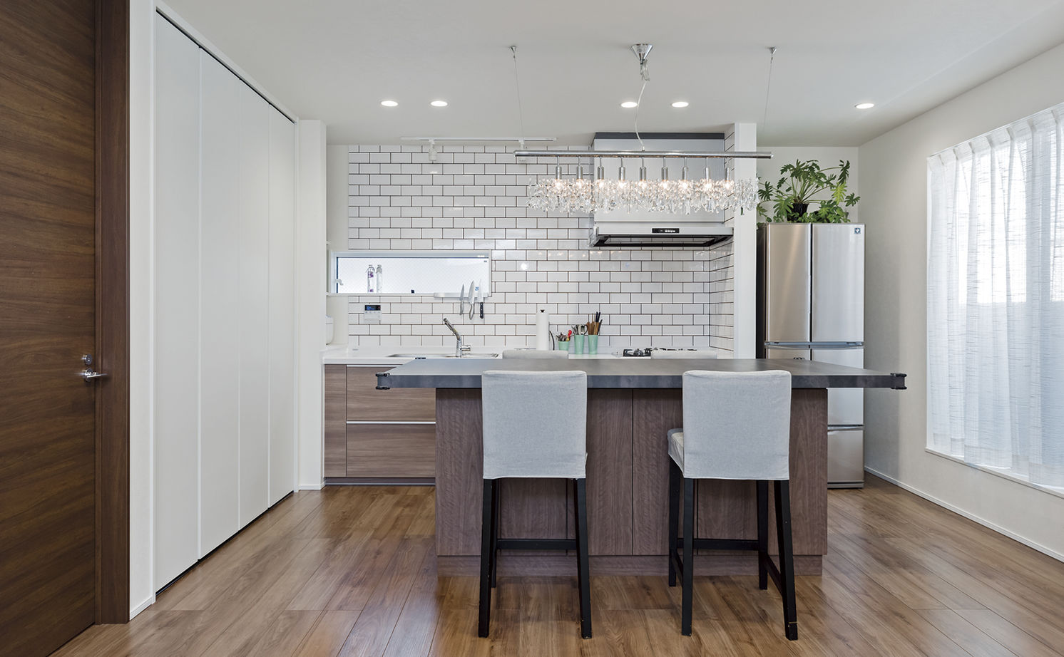 アールギャラリー(アールプランナー) 【3000万円台/3階建て/敷地30坪台/間取り図】限られた敷地を活かす美容室と住居の3階建て店舗併用住宅の建築実例画像7