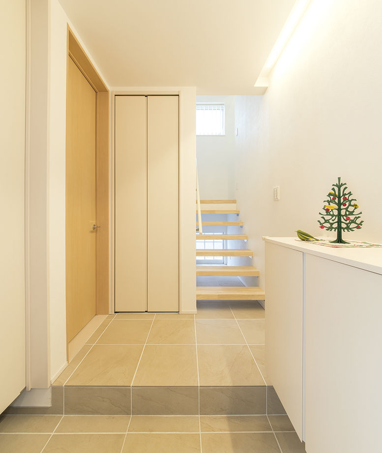 アールギャラリー(アールプランナー) 【4000万円台/3階建て/4LDK/間取り図】高低差の活用でビルトインガレージやスキップフロアを備えた3階建ての建築実例画像11