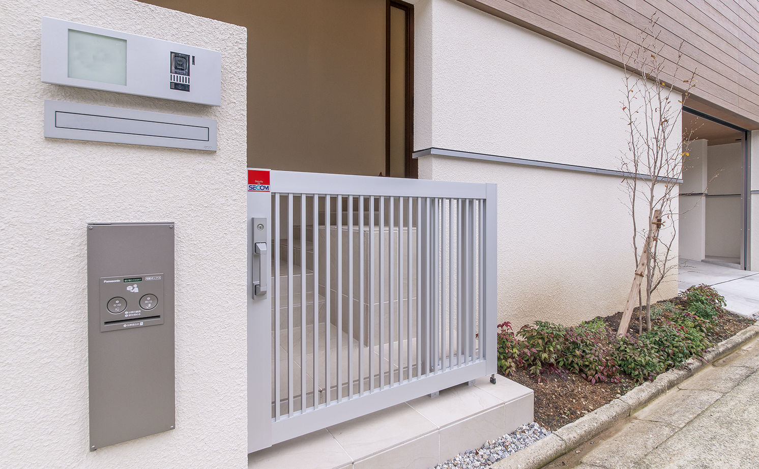 アールギャラリー(アールプランナー) 【4000万円台/3階建て/4LDK/間取り図】高低差の活用でビルトインガレージやスキップフロアを備えた3階建ての建築実例画像12